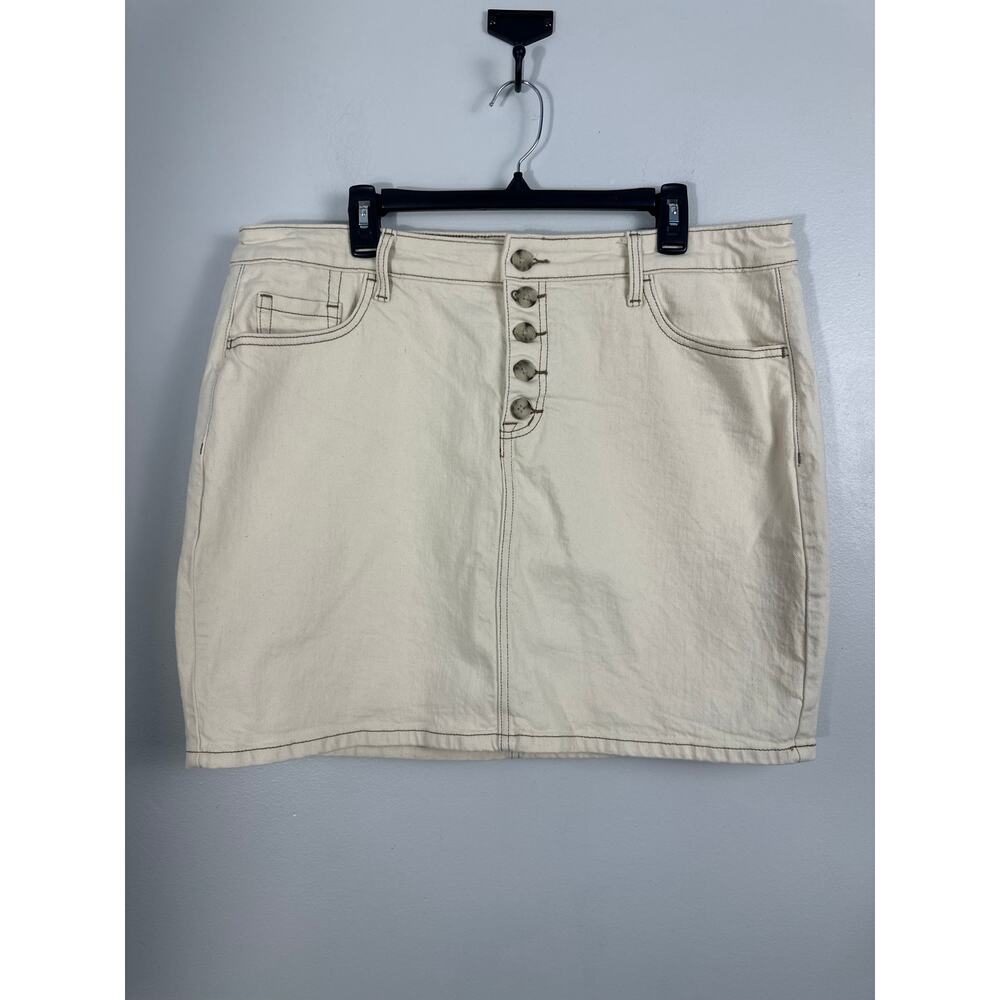 Torrid Cream Denim Button Fly Mini Skirt Size 16 Neutral Coquette Coastal Casual